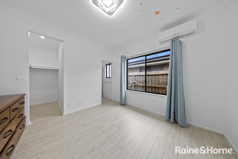 Photo - 27 Wheatley Drive, Airds NSW 2560 - Image 4