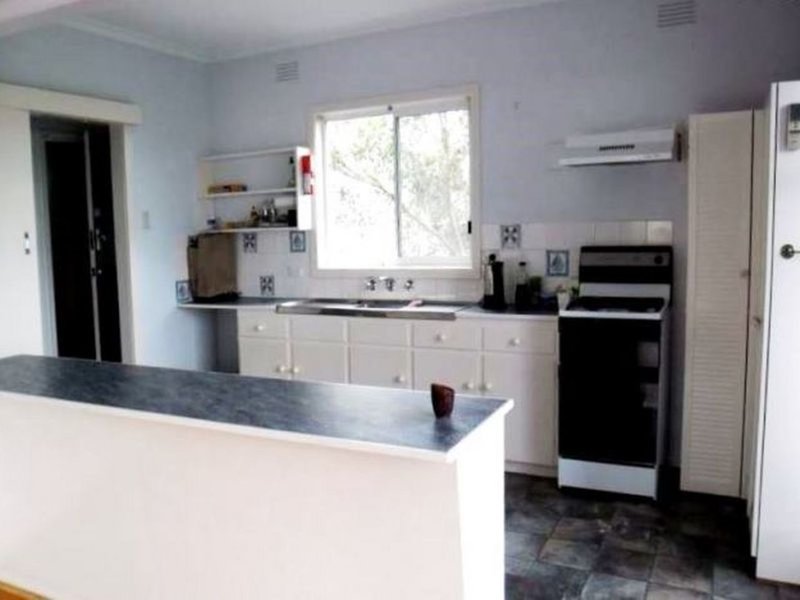 Photo - 27 Whiting Avenue, Indented Head VIC 3223 - Image 2