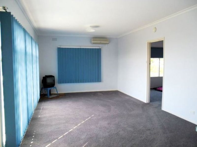 Photo - 27 Whiting Avenue, Indented Head VIC 3223 - Image 3