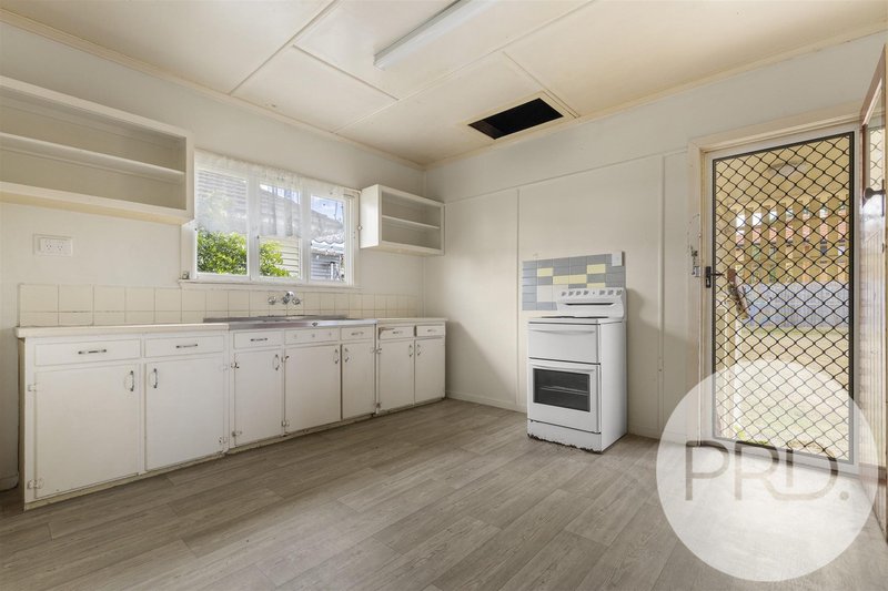 Photo - 27 Wilclarke Street, Upper Mount Gravatt QLD 4122 - Image 5