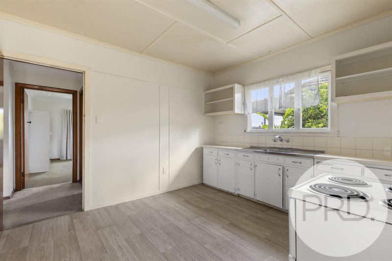 Photo - 27 Wilclarke Street, Upper Mount Gravatt QLD 4122 - Image 6