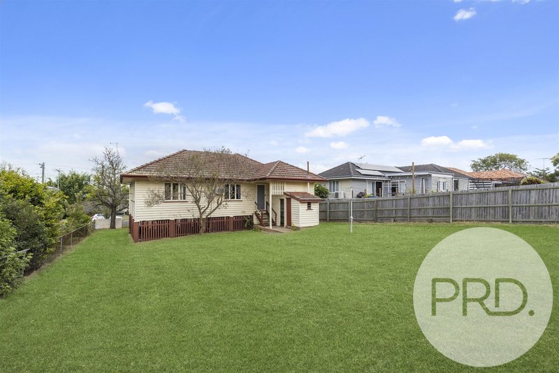 Photo - 27 Wilclarke Street, Upper Mount Gravatt QLD 4122 - Image 13