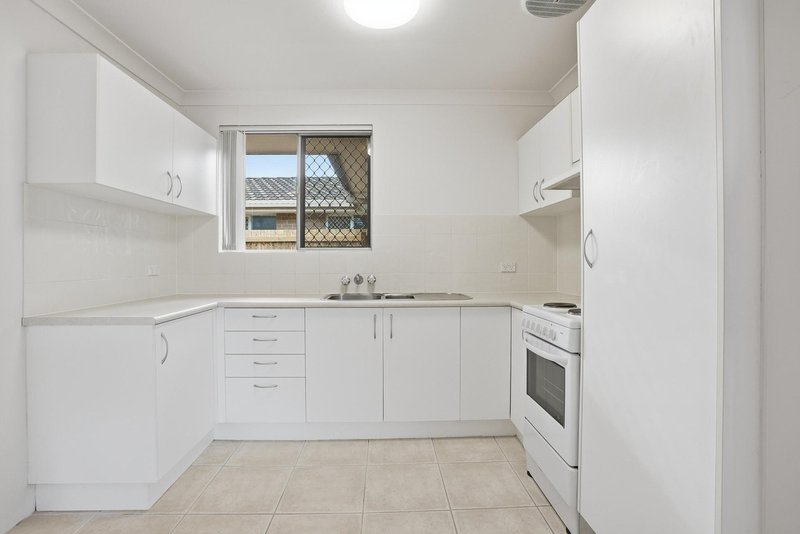 Photo - 2/7 Wilpark Crescent, Currumbin Waters QLD 4223 - Image 6