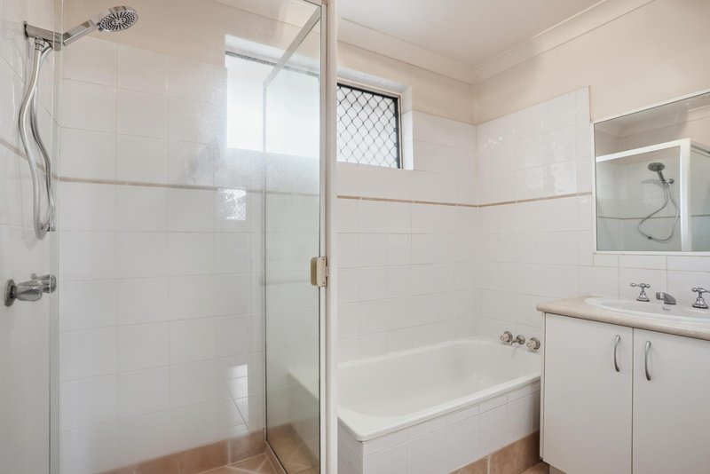 Photo - 2/7 Wilpark Crescent, Currumbin Waters QLD 4223 - Image 13