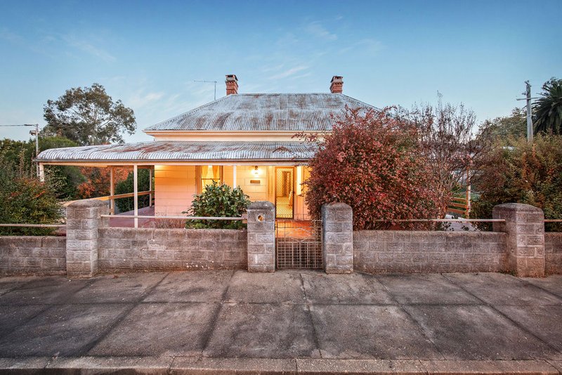 Photo - 27 Windham Street, Yackandandah VIC 3749 - Image 1