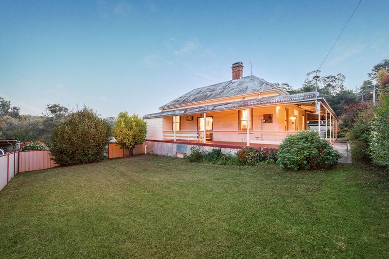 Photo - 27 Windham Street, Yackandandah VIC 3749 - Image 3
