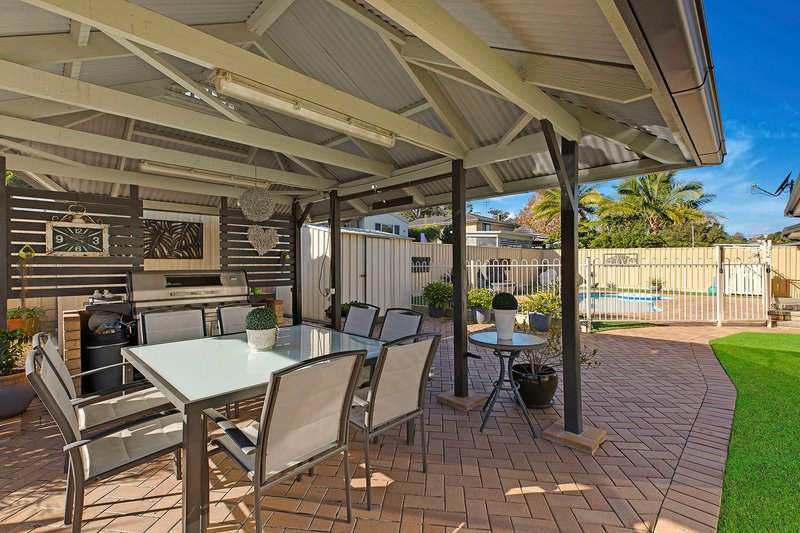 Photo - 27 Windsor Road, Wamberal NSW 2260 - Image 14