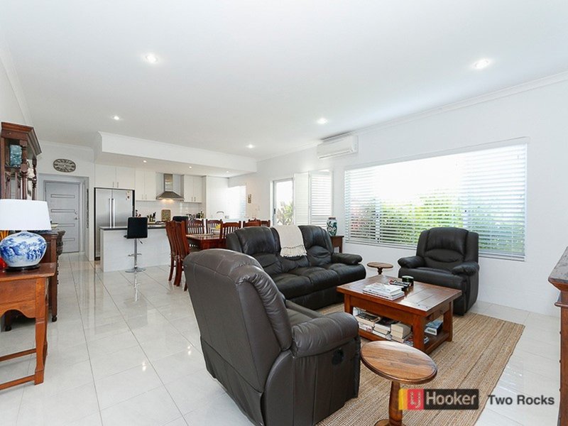 Photo - 27 Windy Lane, Yanchep WA 6035 - Image 2