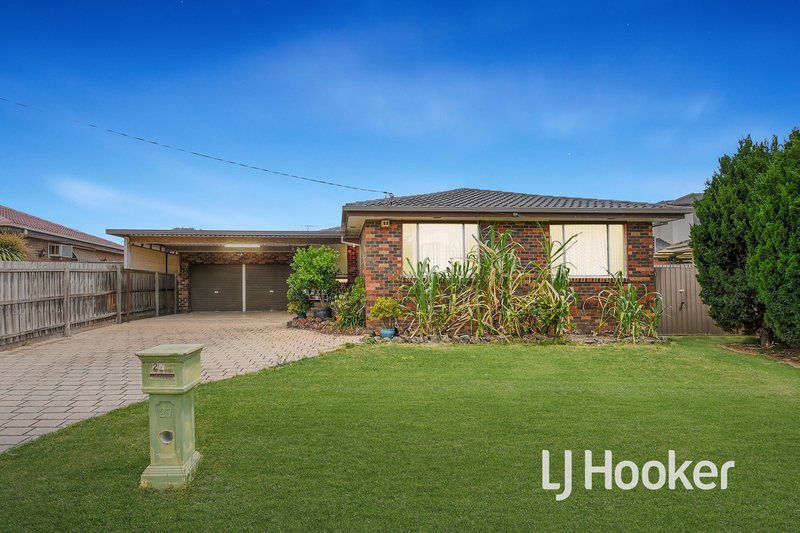 27 Winnima Avenue, Hampton Park VIC 3976