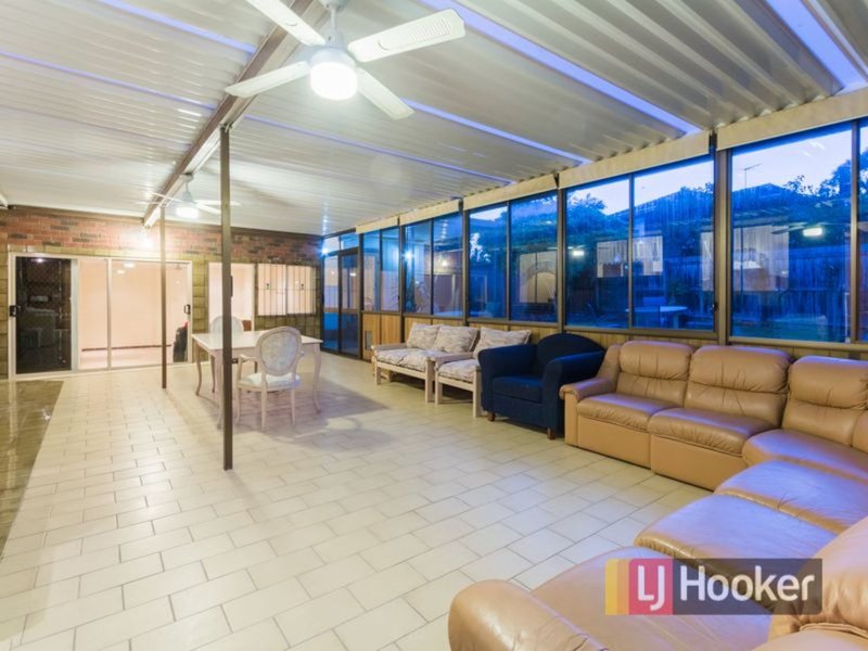 Photo - 27 Winnima Avenue, Hampton Park VIC 3976 - Image 13