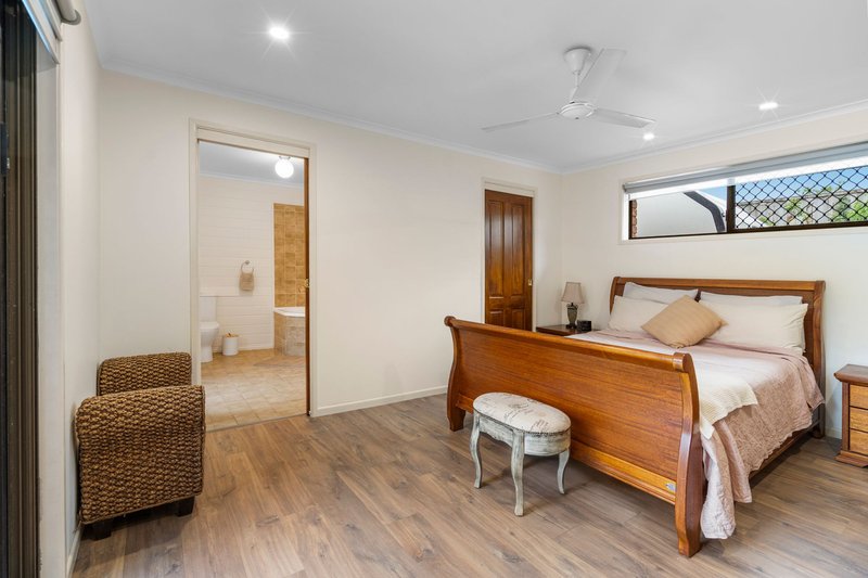 Photo - 27 Winona Street, Shailer Park QLD 4128 - Image 10