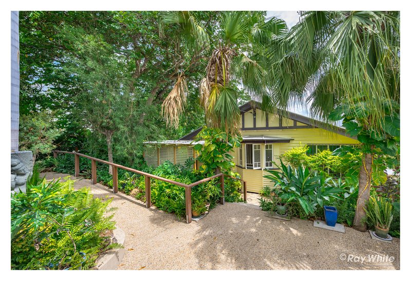 Photo - 27 Wiseman Street, The Range QLD 4700 - Image 2