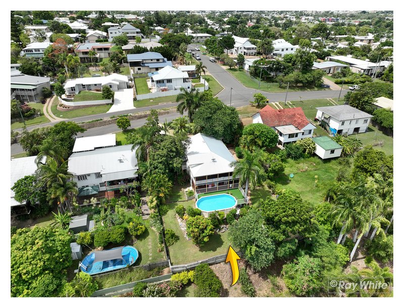 Photo - 27 Wiseman Street, The Range QLD 4700 - Image 6