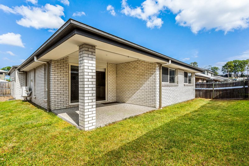 Photo - 27 Woodgate Street, Oxley QLD 4075 - Image 7