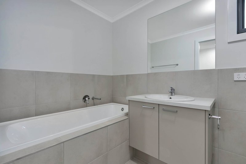 Photo - 27 Woodhall Way, Munno Para Downs SA 5115 - Image 4