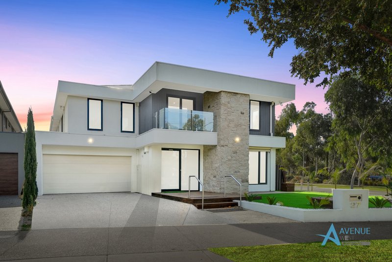 Photo - 27 Woodlea Boulevard, Aintree VIC 3336 - Image 2