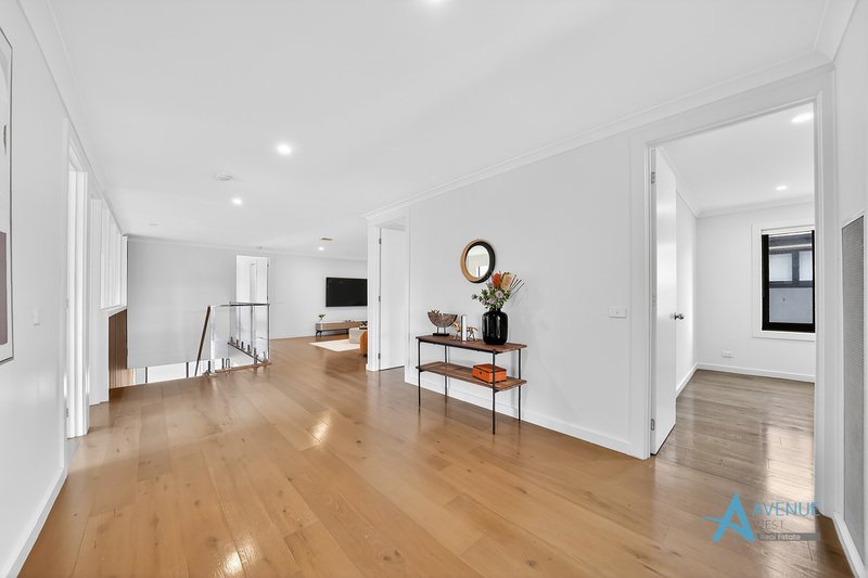 Photo - 27 Woodlea Boulevard, Aintree VIC 3336 - Image 18