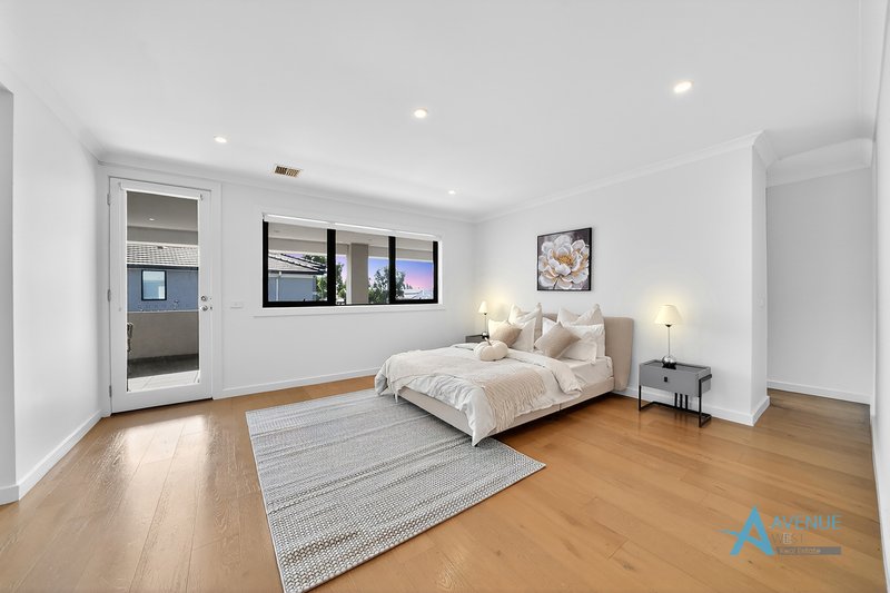 Photo - 27 Woodlea Boulevard, Aintree VIC 3336 - Image 22