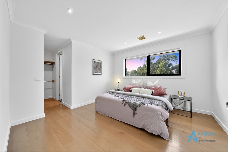 Photo - 27 Woodlea Boulevard, Aintree VIC 3336 - Image 28