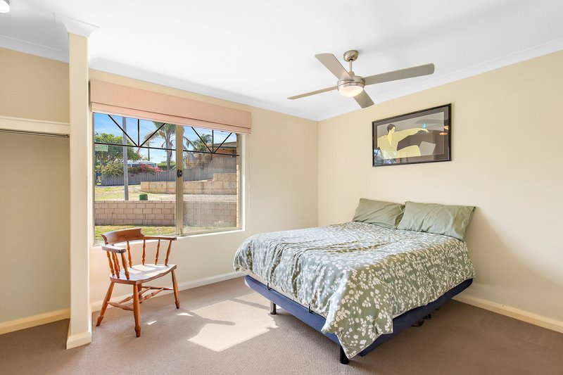 Photo - 27 Woodley Way, Parmelia WA 6167 - Image 12