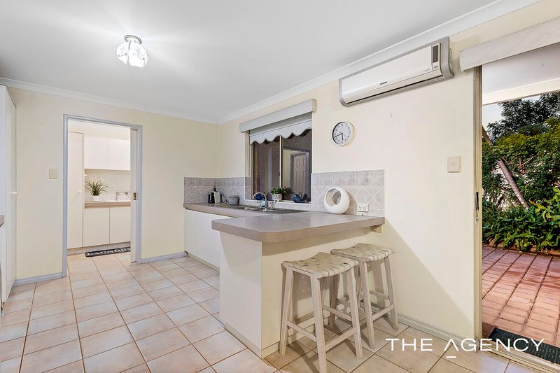 Photo - 2/7 Wooramel Way, Nollamara WA 6061 - Image 2