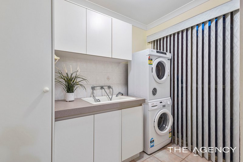 Photo - 2/7 Wooramel Way, Nollamara WA 6061 - Image 15
