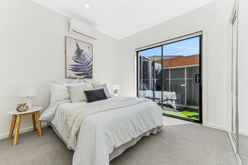 Photo - 2/7 Wordsworth Avenue, Clayton South VIC 3169 - Image 6