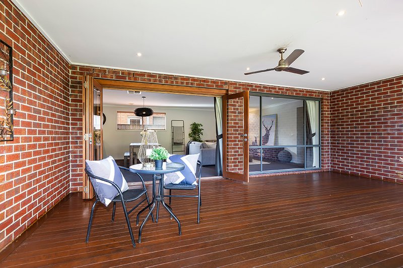 Photo - 27 Wylie Way, Point Cook VIC 3030 - Image 5