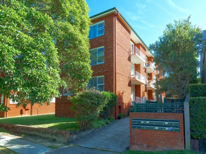 2/7 Wyuna Avenue, Freshwater NSW 2096