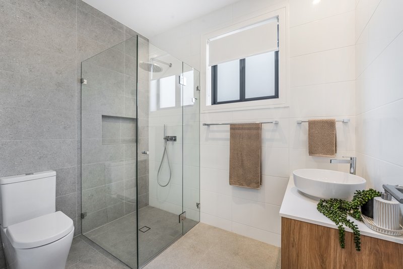 Photo - 27 Yandanooka Street, Austral NSW 2179 - Image 4