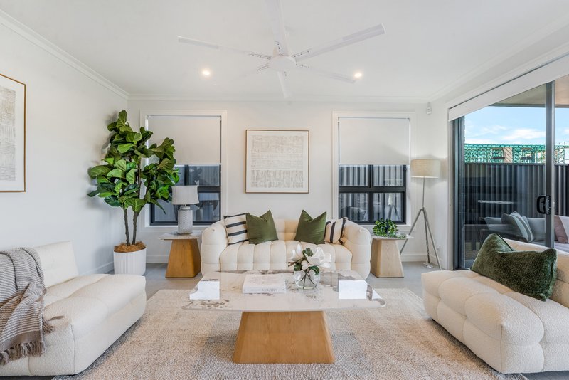 Photo - 27 Yandanooka Street, Austral NSW 2179 - Image 9