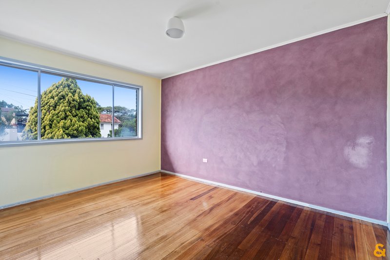 Photo - 27 Yaringa Street, Manly West QLD 4179 - Image 9