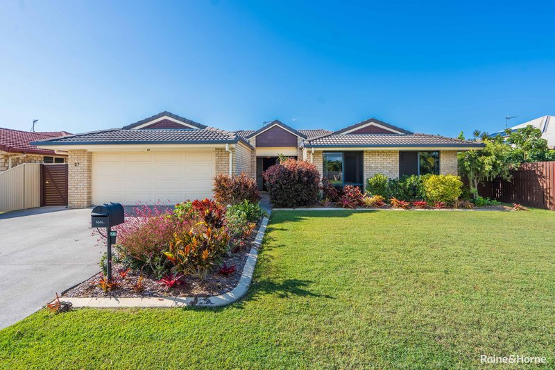 Photo - 27 Yarrilee Circuit, Dundowran QLD 4655 - Image 14