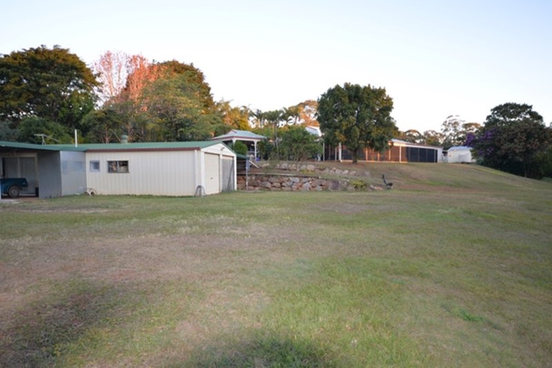 Photo - 27 Young Road, Narangba QLD 4504 - Image 4