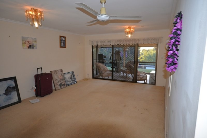 Photo - 27 Young Road, Narangba QLD 4504 - Image 11