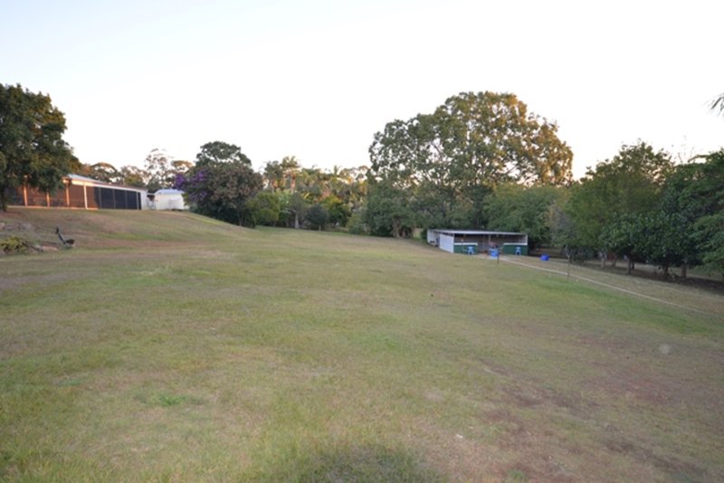 Photo - 27 Young Road, Narangba QLD 4504 - Image 18