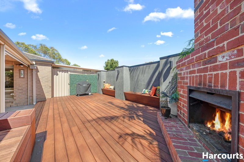 Photo - 27 Yvette Drive, Rowville VIC 3178 - Image 17