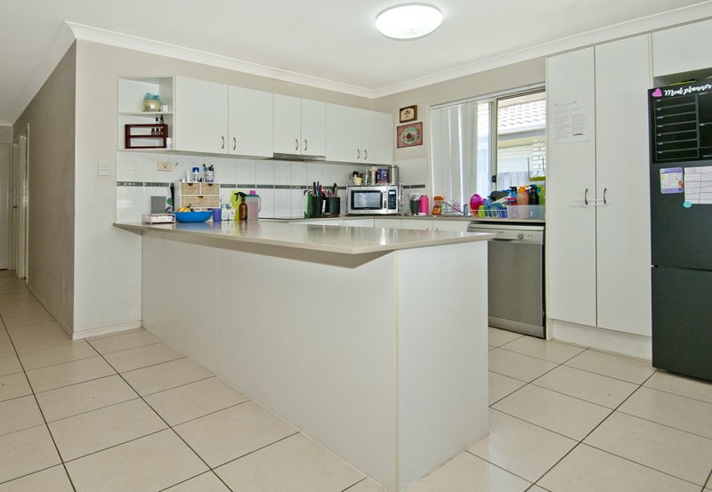 Photo - 27 Zachary St , Eagleby QLD 4207 - Image 2