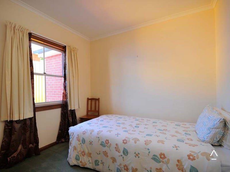 Photo - 2/70 Arthur Street, East Launceston TAS 7250 - Image 6