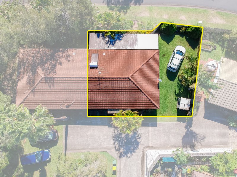 Photo - 2/70 Dorset Drive, Rochedale South QLD 4123 - Image 2