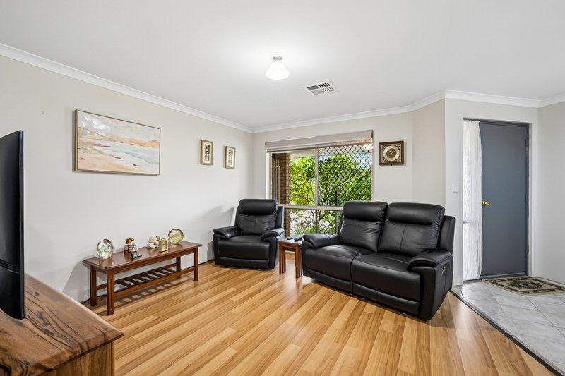 Photo - 2/70 Hope Avenue, Manning WA 6152 - Image 4