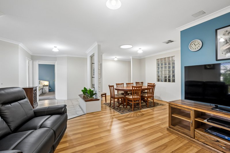 Photo - 2/70 Hope Avenue, Manning WA 6152 - Image 5