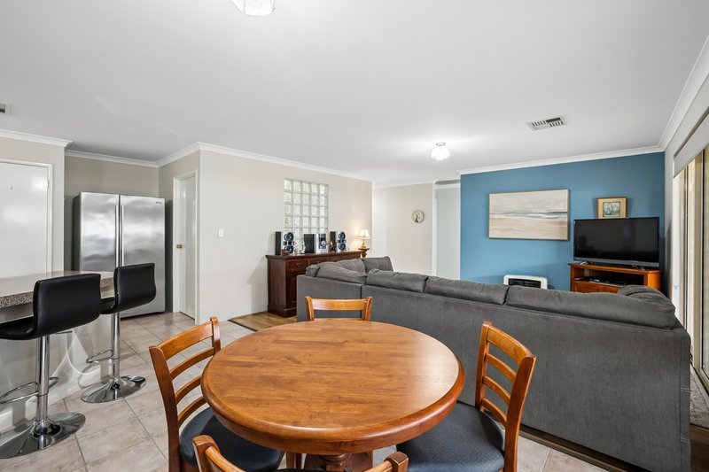 Photo - 2/70 Hope Avenue, Manning WA 6152 - Image 7