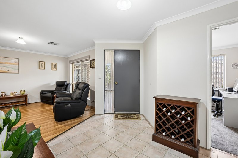 Photo - 2/70 Hope Avenue, Manning WA 6152 - Image 10