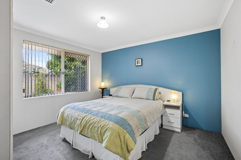 Photo - 2/70 Hope Avenue, Manning WA 6152 - Image 11