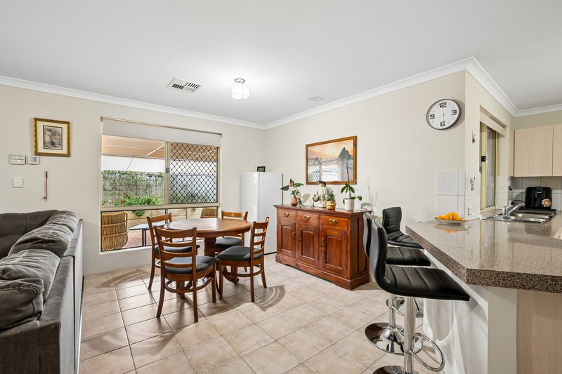 Photo - 2/70 Hope Avenue, Manning WA 6152 - Image 19