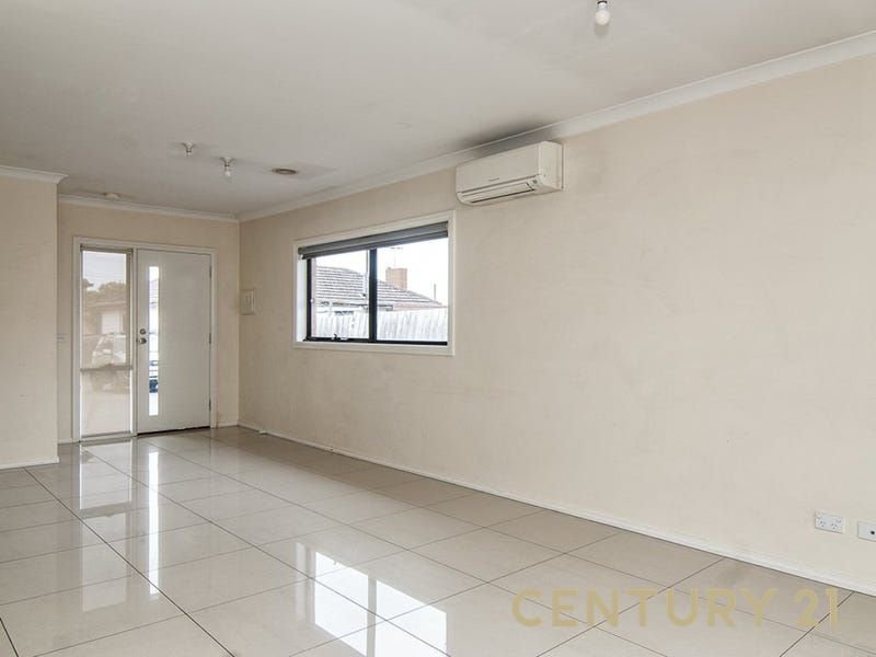 Photo - 2/70 Liege Avenue, Noble Park VIC 3174 - Image 3