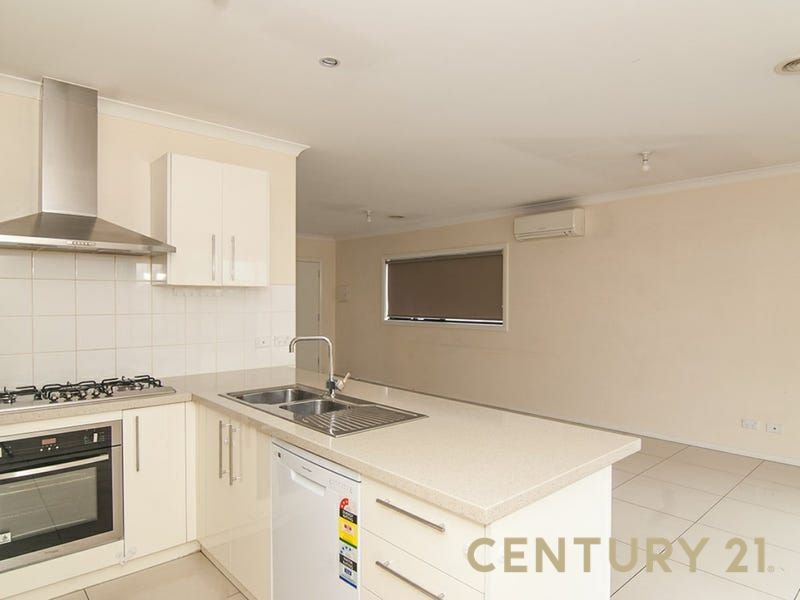 Photo - 2/70 Liege Avenue, Noble Park VIC 3174 - Image 6