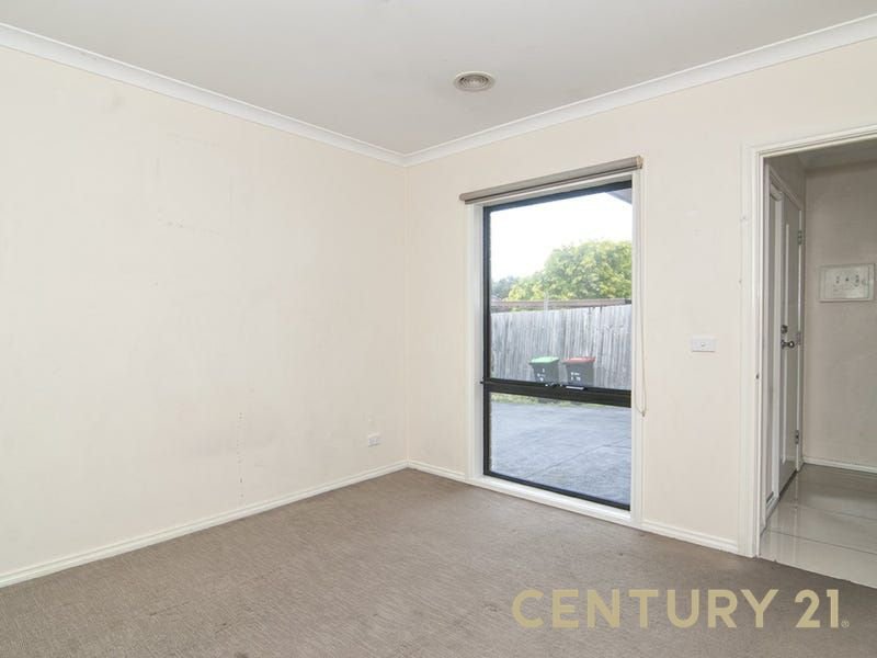 Photo - 2/70 Liege Avenue, Noble Park VIC 3174 - Image 10