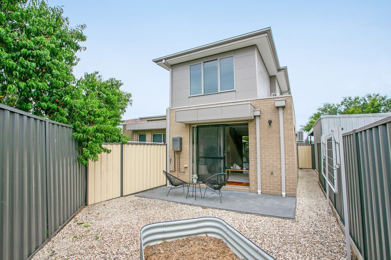 Photo - 2/70 Miranda Road, Reservoir VIC 3073 - Image 11